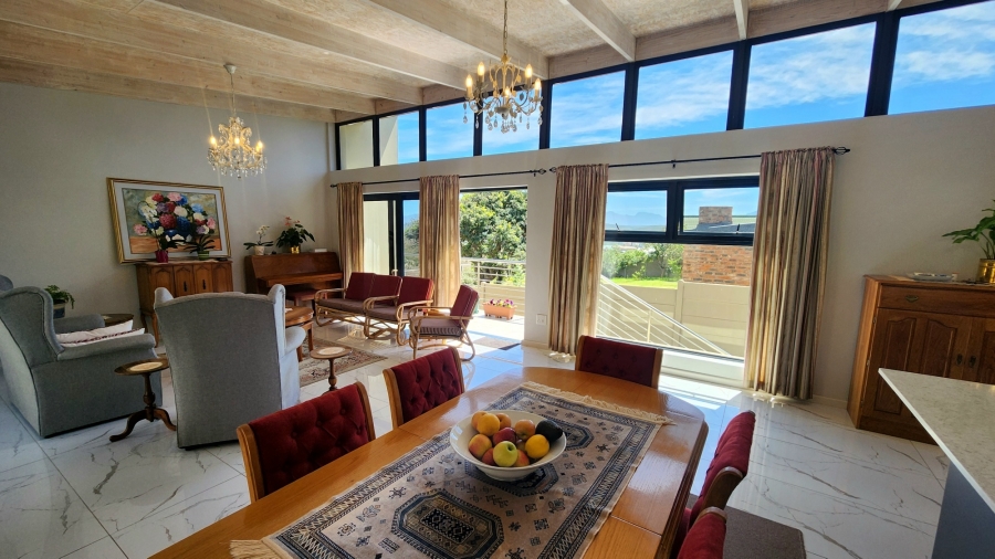3 Bedroom Property for Sale in Hartenbos Heuwels Western Cape
